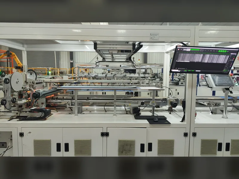 Fábricas de paneles solares en todo el mundo actualizadas a líneas de producción totalmente automáticas en 2021
