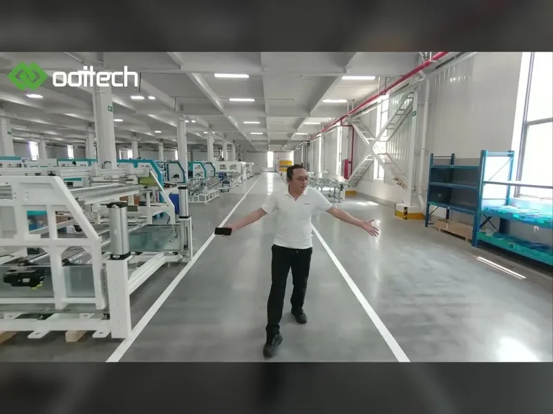 Ooitech নতুন সোলার প্যানেল উৎপাদন লাইন কারখানা চালু করেছে: লেআপ, ফ্রেমিং, গ্লু এবং EVA/TPT কাটিং লাইনের এরিয়াল ট্যুর