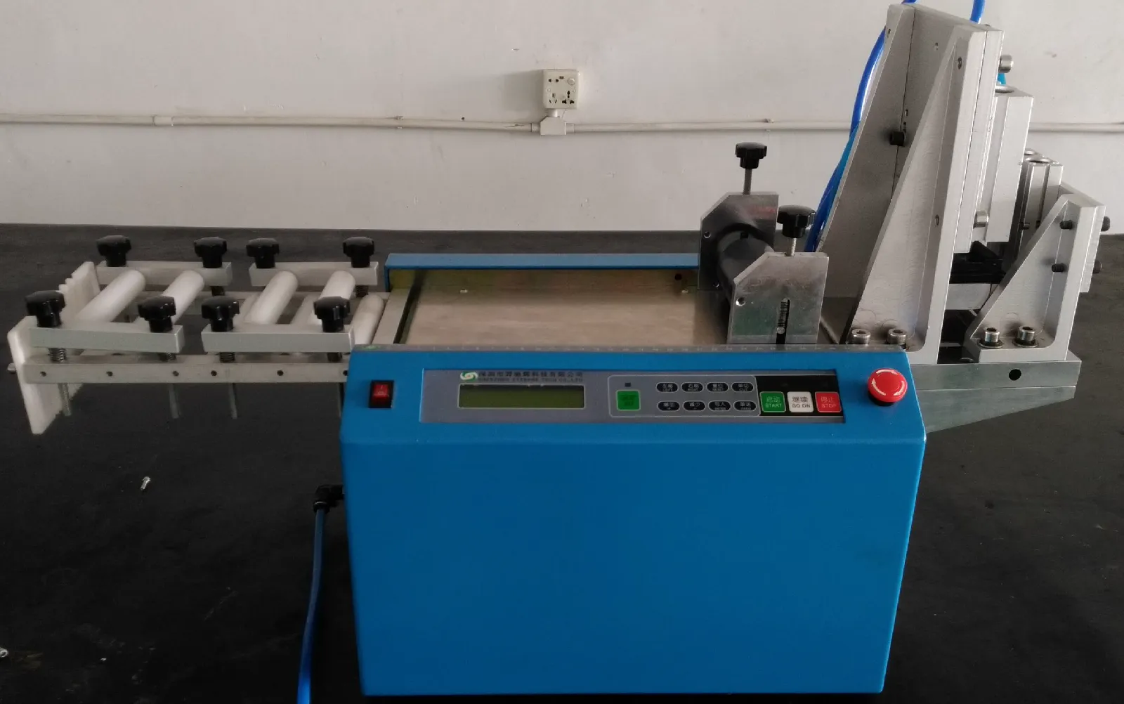 C350-SZM Ribbon Busbar Bend Cutting Machine – PV Interconnect Forming